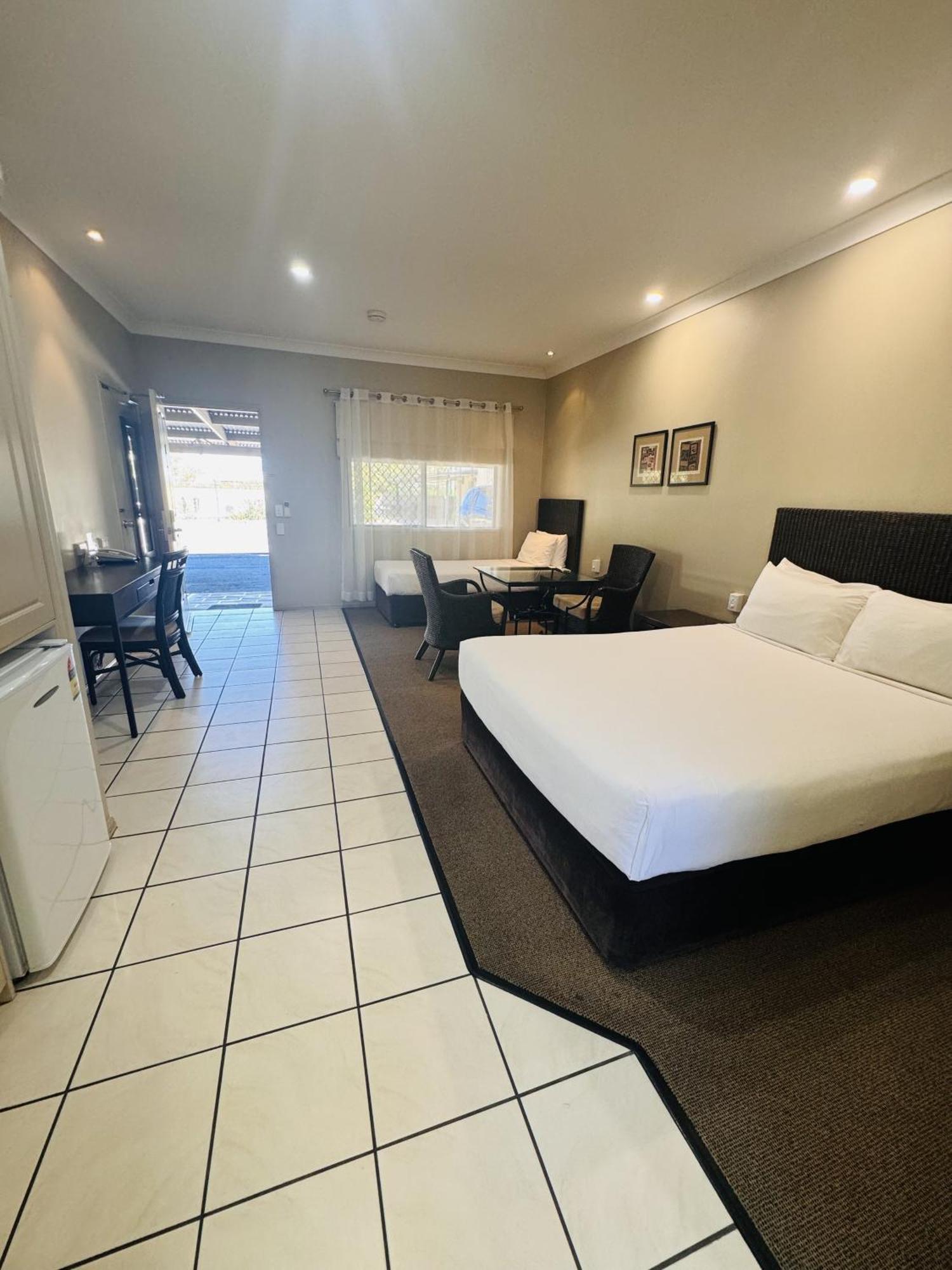 Best Western Bungil Creek Motel Roma Ngoại thất bức ảnh