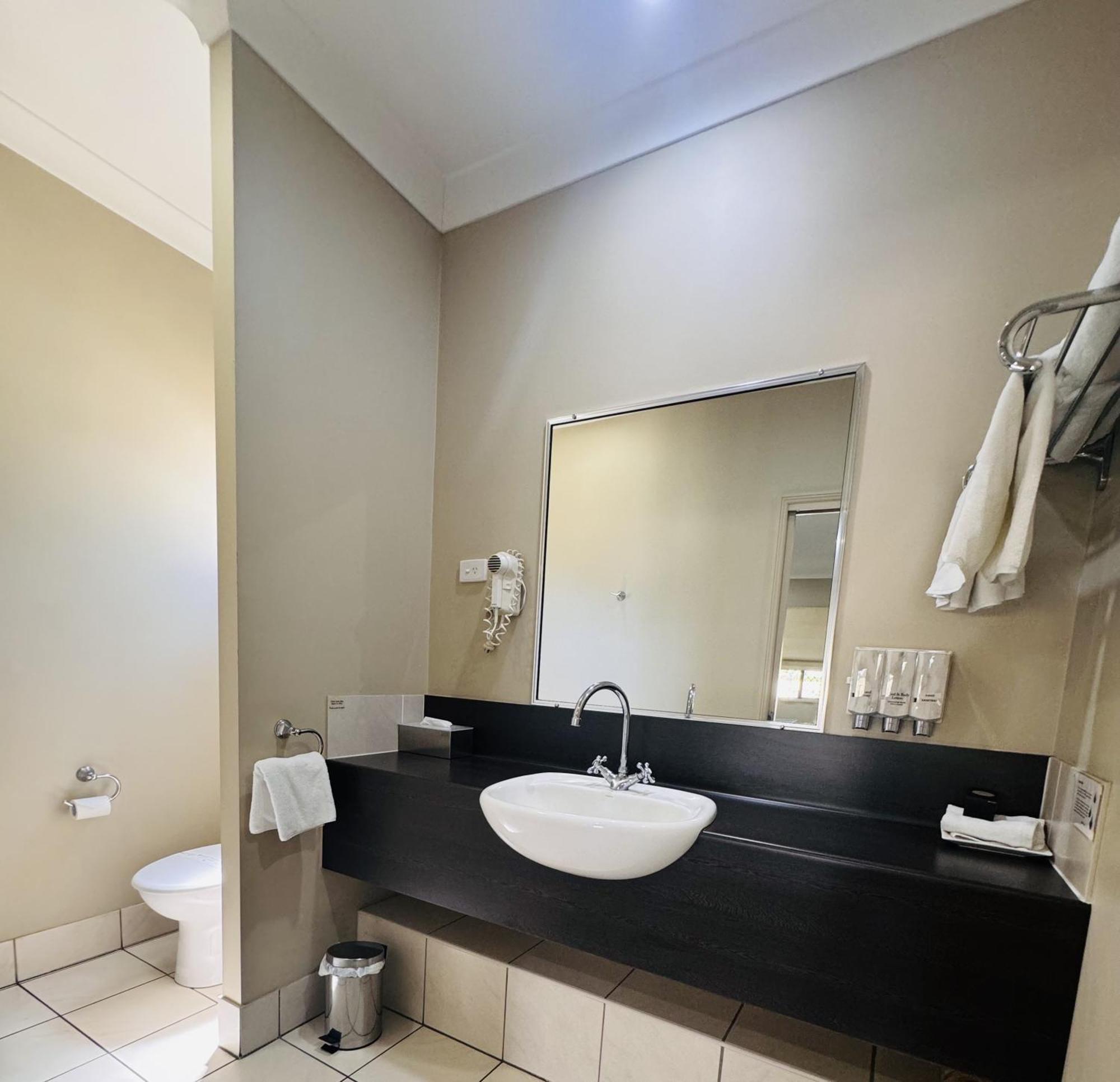 Best Western Bungil Creek Motel Roma Ngoại thất bức ảnh
